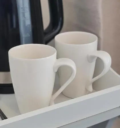 The Selbourne * سكرابورو